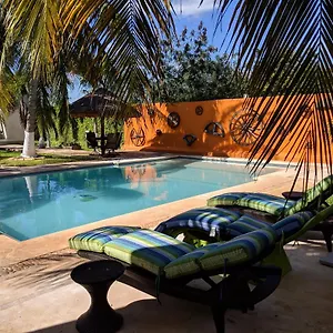  Hotel Casa Xcanatun México